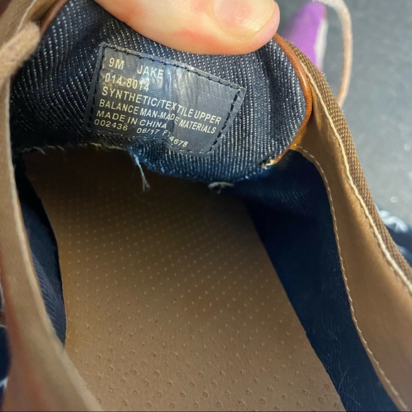 Men's J. Ferrar "Jake" Brown Oxford, Denim Accent, Sz. 9 - Picture 6 of 7